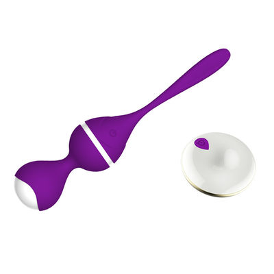 Vagina do exercício de Kegel que aperta bolas