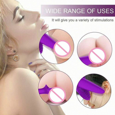 Língua de Clitorial das mulheres que lambe o vibrador